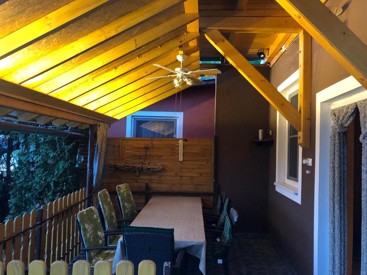 Hero 4 Sterne Ferienhaus Бая Экстерьер фото