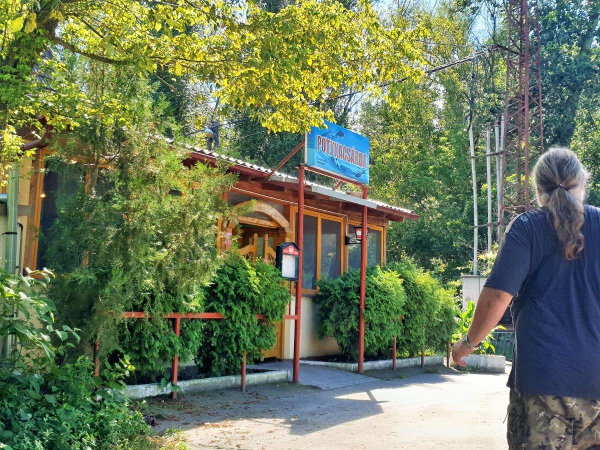 Hero 4 Sterne Ferienhaus Бая Экстерьер фото