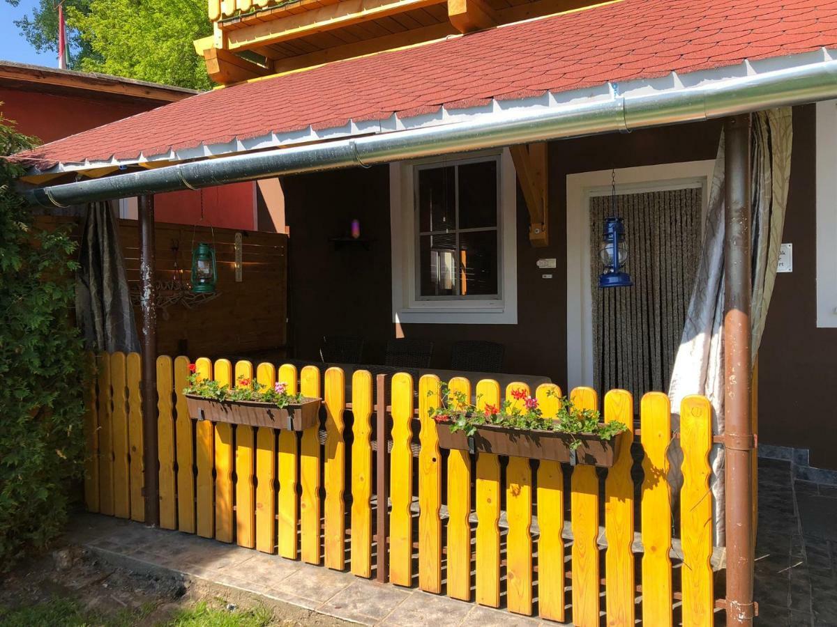 Hero 4 Sterne Ferienhaus Бая Экстерьер фото